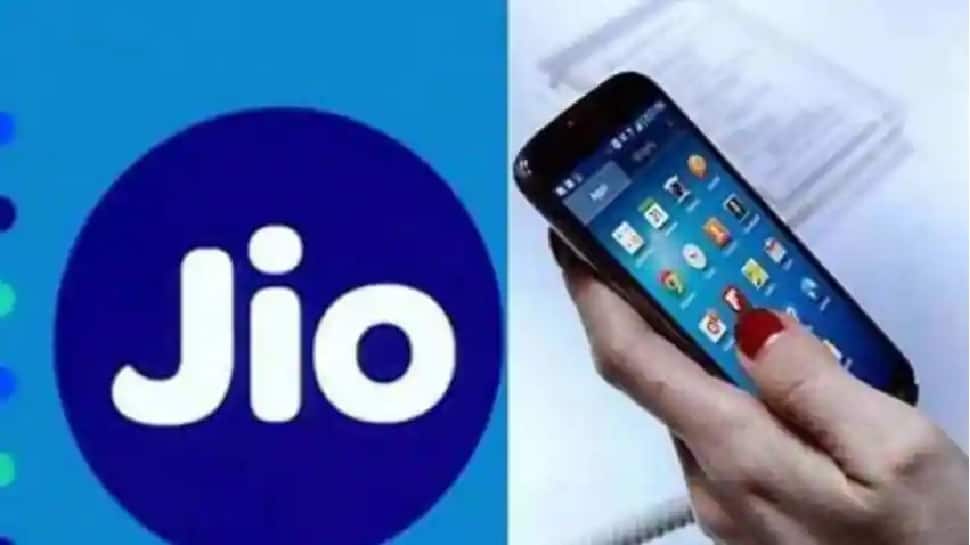 Jio ના ગ્રાહકો માટે ફાયદાના સમાચાર, આ રિચાર્જ પ્લાન પર કંપની આપશે 20% Cashback, જાણો વિગત Jio ના ગ્રાહકો માટે ફાયદાના સમાચાર, આ રિચાર્જ પ્લાન પર કંપની આપશે 20% Cashback, જાણો વિગત