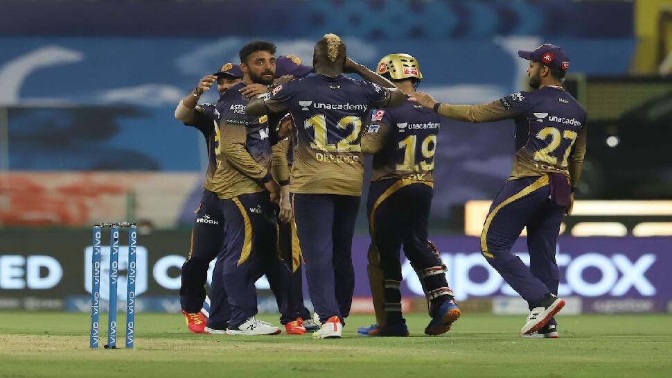 IPL 2021, RCB vs KKR: આરસીબી માત્ર 92 રનમાં ધરાશાયી, કોલકત્તાનો 9 વિકેટે શાનદાર વિજય IPL 2021, RCB vs KKR: આરસીબી માત્ર 92 રનમાં ધરાશાયી, કોલકત્તાનો 9 વિકેટે શાનદાર વિજય
