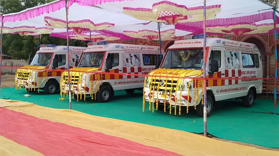 BHAVNAGAR માં ત્રણ આરોગ્ય કેન્દ્રોને રાજ્યસભા સાંસદ અમીબેન યાજ્ઞીકે આપી અનોખી ભેટ BHAVNAGAR માં ત્રણ આરોગ્ય કેન્દ્રોને રાજ્યસભા સાંસદ અમીબેન યાજ્ઞીકે આપી અનોખી ભેટ