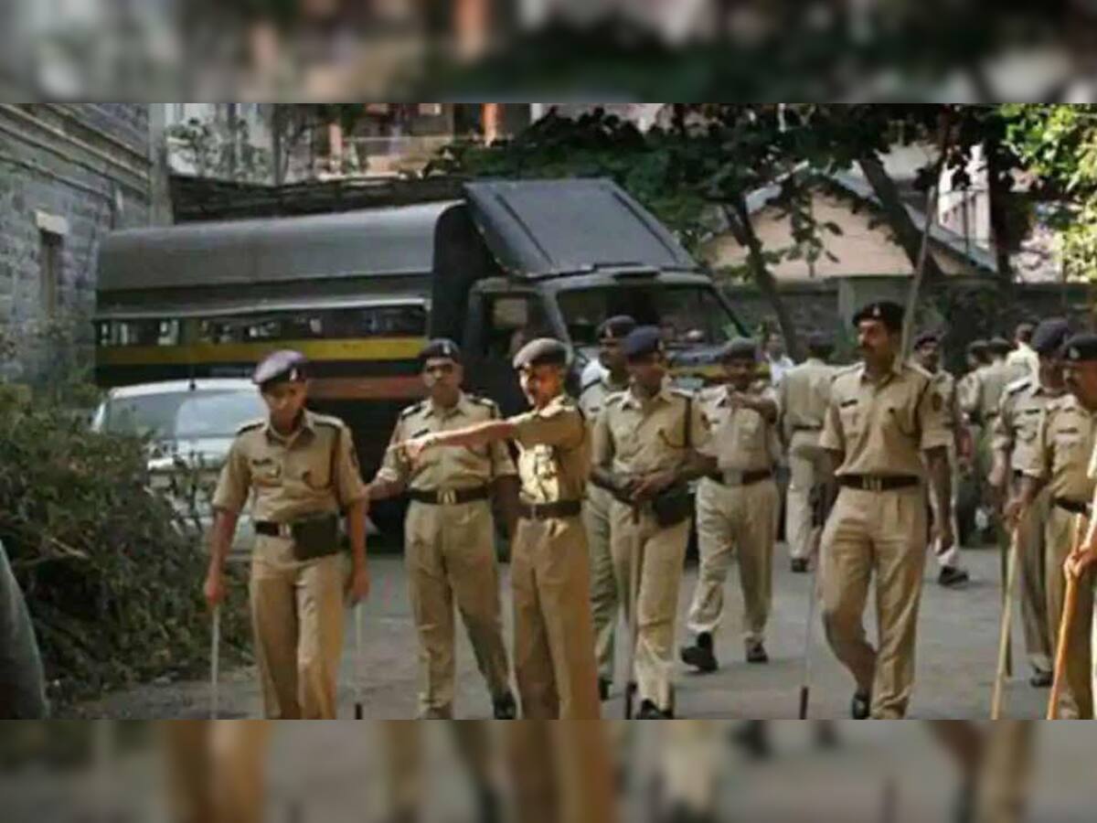 Mumbai માં કપડાં કાઢીને કિન્નરોનો આતંક, પોલીસને પણ છોડ્યા નહી, જાણો પછી શું થયું
