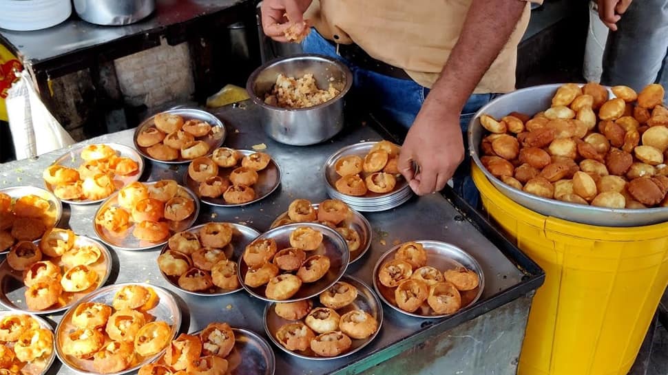 GUJARAT ફૂડ સેફ્ટી મુદ્દે સમગ્ર દેશમાં સર્વશ્રેષ્ઠ, ક્યાંયથી પણ નાસ્તો કરો તમને નુકસાન નહી પહોંચાડે ! GUJARAT ફૂડ સેફ્ટી મુદ્દે સમગ્ર દેશમાં સર્વશ્રેષ્ઠ, ક્યાંયથી પણ નાસ્તો કરો તમને નુકસાન નહી પહોંચાડે !