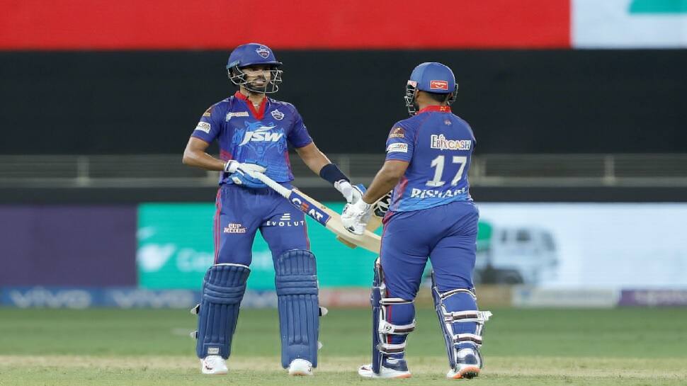 DC vs SRH: દિલ્હી કેપિટલ્સ પ્લેઓફથી એક જીત દૂર, હૈદરાબાદને 8 વિકેટે આપ્યો પરાજય DC vs SRH: દિલ્હી કેપિટલ્સ પ્લેઓફથી એક જીત દૂર, હૈદરાબાદને 8 વિકેટે આપ્યો પરાજય