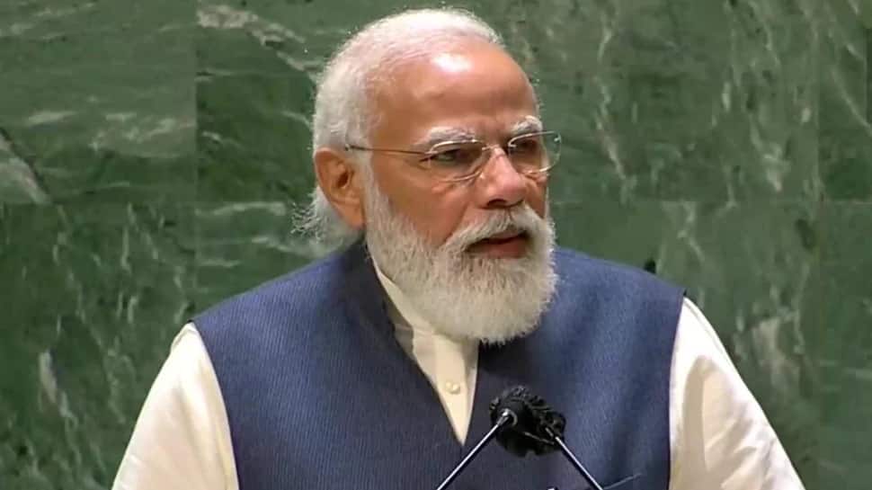UNGA માં પાકિસ્તાન પર પ્રહાર, PM Modi એ કહ્યું- કેટલાક લોકો આતંકવાદને રાજકીય હથિયાર બનાવી રહ્યા છે UNGA માં પાકિસ્તાન પર પ્રહાર, PM Modi એ કહ્યું- કેટલાક લોકો આતંકવાદને રાજકીય હથિયાર બનાવી રહ્યા છે