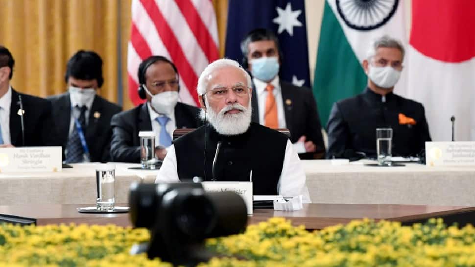વોશિંગટનથી ન્યૂયોર્ક સુધી PM મોદીએ મારી બાજી, આ રીતે સમજાવ્યું 'મધર ઓફ ડેમોક્રેસી'નું મહત્વ વોશિંગટનથી ન્યૂયોર્ક સુધી PM મોદીએ મારી બાજી, આ રીતે સમજાવ્યું 'મધર ઓફ ડેમોક્રેસી'નું મહત્વ