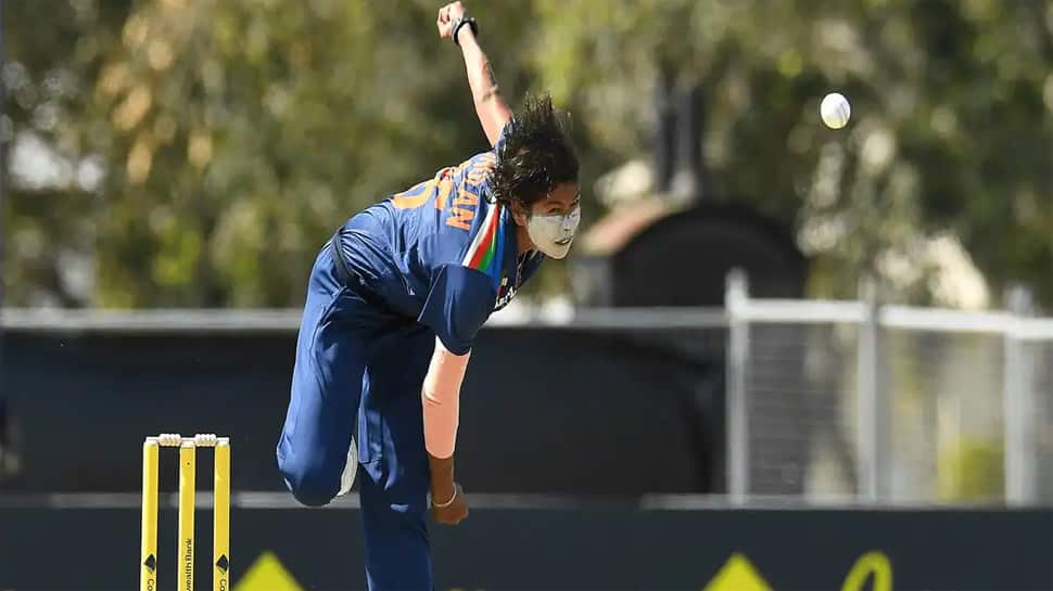 AUSW vs INDW, 3rd ODI: આખરે ભારતે રોક્યો 'વિજય રથ', 26 જીત બાદ ઓસ્ટ્રેલિયાની પ્રથમ હાર AUSW vs INDW, 3rd ODI: આખરે ભારતે રોક્યો 'વિજય રથ', 26 જીત બાદ ઓસ્ટ્રેલિયાની પ્રથમ હાર