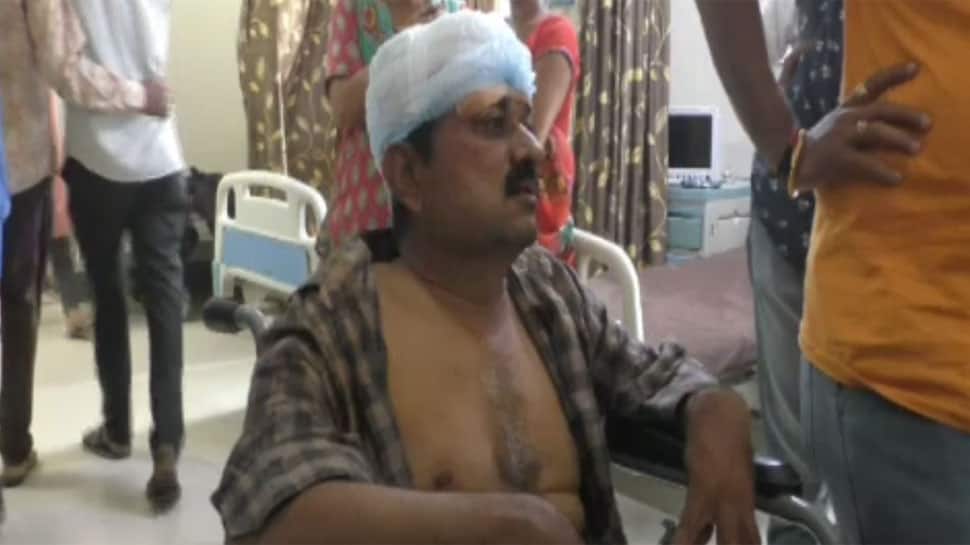 MORBI: ધોળા દિવસે લૂંટારૂએ કર્યો લૂંટનો પ્રયાસ, નાણા બચાવવા માટે વ્યક્તિએ ખેલ્યો જીવ સટોસટનો ખેલ MORBI: ધોળા દિવસે લૂંટારૂએ કર્યો લૂંટનો પ્રયાસ, નાણા બચાવવા માટે વ્યક્તિએ ખેલ્યો જીવ સટોસટનો ખેલ