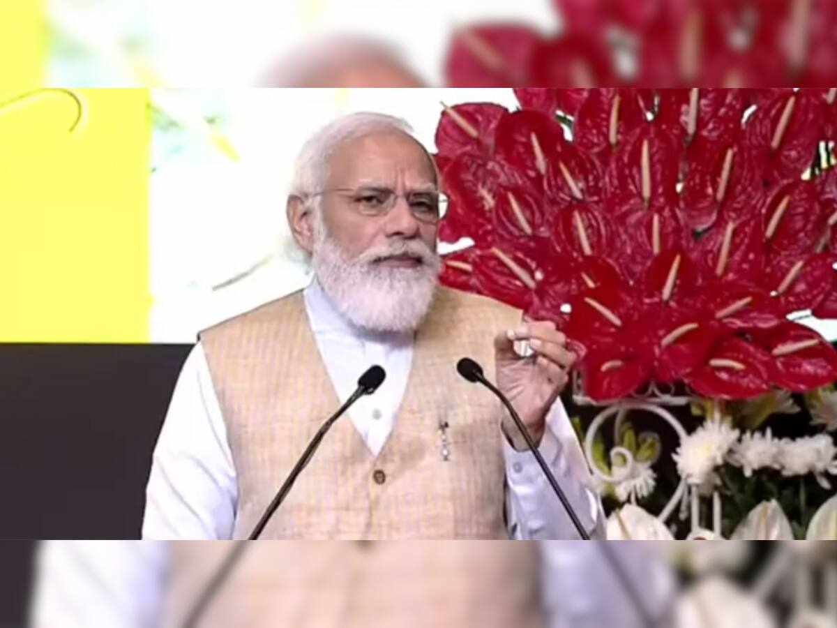PM Modi એ સ્વચ્છ ભારત મિશન Urban 2.0 લોન્ચ કર્યું, કહ્યું- સફાઈકર્મી જ અસલ મહાનાયક