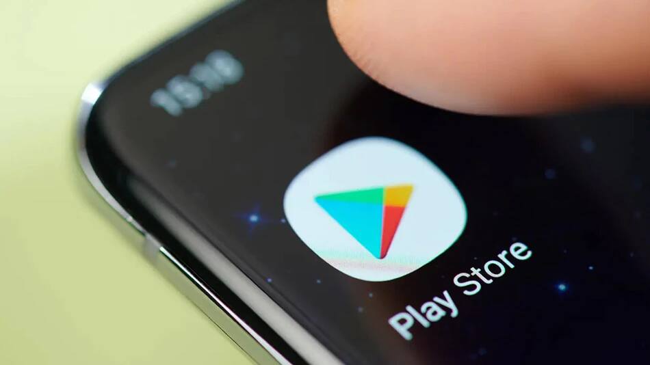 Google has banned 136 dangerous apps from  Play Stor