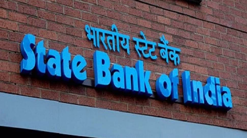 RBI એ સ્ટેટ બેંકને ફટકાર્યો 1 કરોડનો દંડ, જાણો શું છે મામલો; ગ્રાહકો પર થશે અસર? RBI એ સ્ટેટ બેંકને ફટકાર્યો 1 કરોડનો દંડ, જાણો શું છે મામલો; ગ્રાહકો પર થશે અસર?