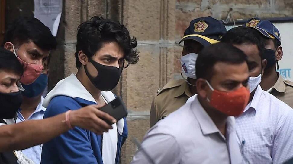 Aryan Khan એ ઓછામાં ઓછા 5 દિવસ જેલમાં વિતાવવા પડશે, જામીન પર આ તારીખે થશે સુનાવણી Aryan Khan એ ઓછામાં ઓછા 5 દિવસ જેલમાં વિતાવવા પડશે, જામીન પર આ તારીખે થશે સુનાવણી