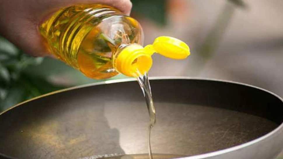દેશમાં ઘટશે ફૂડ ઓઇલ અને દાળના ભાવ? સરકારે આપ્યો આ જવાબ દેશમાં ઘટશે ફૂડ ઓઇલ અને દાળના ભાવ? સરકારે આપ્યો આ જવાબ