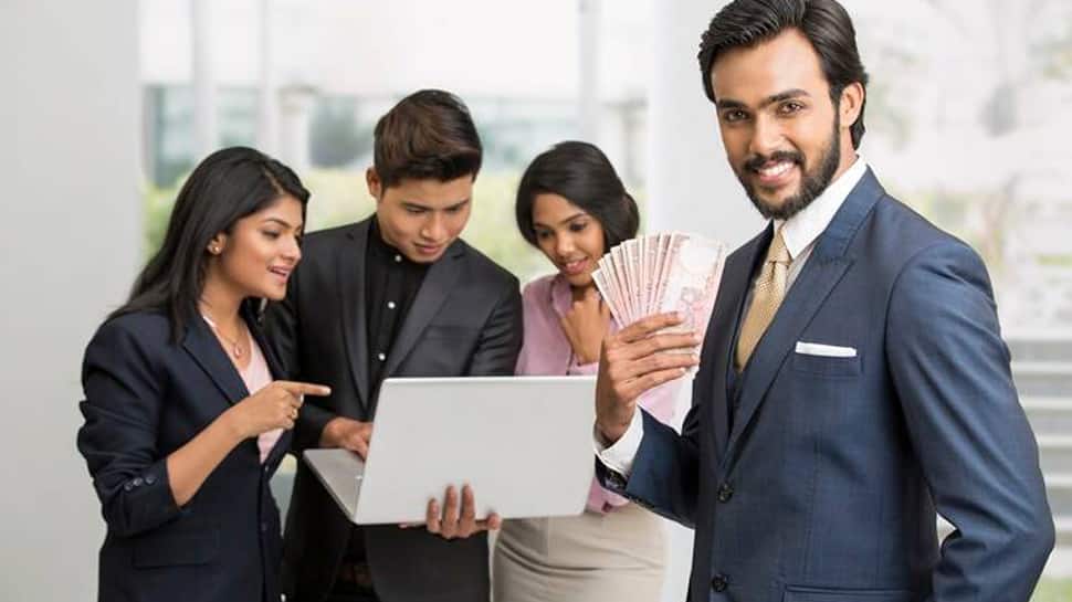 Job: નોકરી કરનારા લોકો માટે અચ્છે દિન!, આગામી વર્ષે મળશે અઢળક નોકરીઓ, પગારમાં પણ થશે વધારો Job: નોકરી કરનારા લોકો માટે અચ્છે દિન!, આગામી વર્ષે મળશે અઢળક નોકરીઓ, પગારમાં પણ થશે વધારો