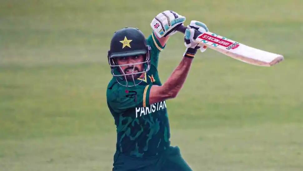 T20 World Cup Ind Vs Pak: ભારત સામેના મુકાબલા માટે પાકિસ્તાને ટીમની કરી જાહેરાત, આ દિગ્ગજ ખેલાડીની વાપસી T20 World Cup Ind Vs Pak: ભારત સામેના મુકાબલા માટે પાકિસ્તાને ટીમની કરી જાહેરાત, આ દિગ્ગજ ખેલાડીની વાપસી
