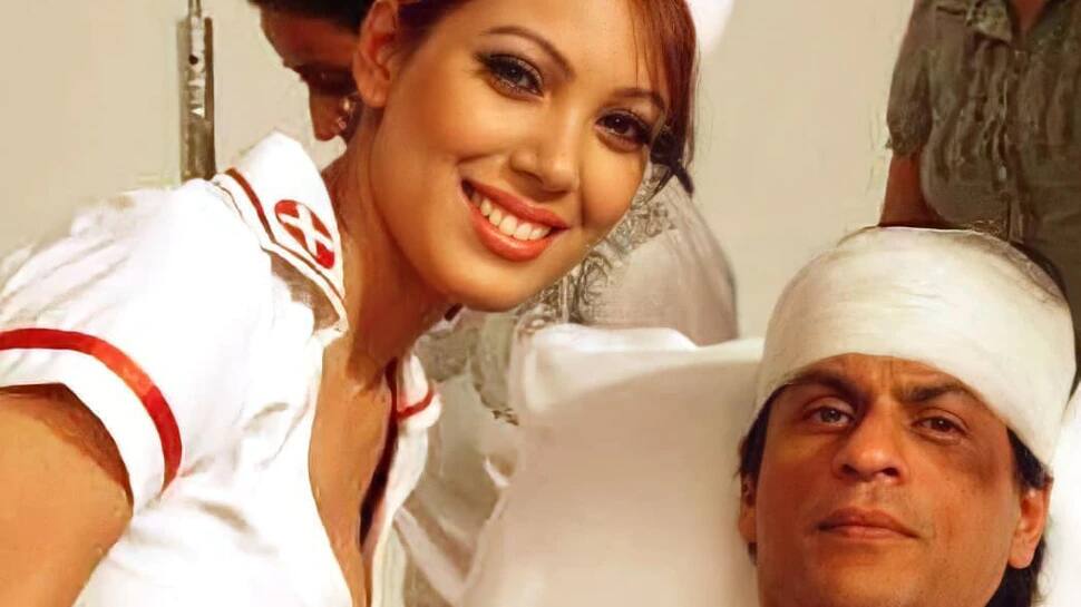 Shah Rukh Khan ની સાથે હોસ્પિટલમાં નજર આવી હતી 'બબીતાજી', આખરે શું રંધાઈ રહ્યું છે? Shah Rukh Khan ની સાથે હોસ્પિટલમાં નજર આવી હતી 'બબીતાજી', આખરે શું રંધાઈ રહ્યું છે?