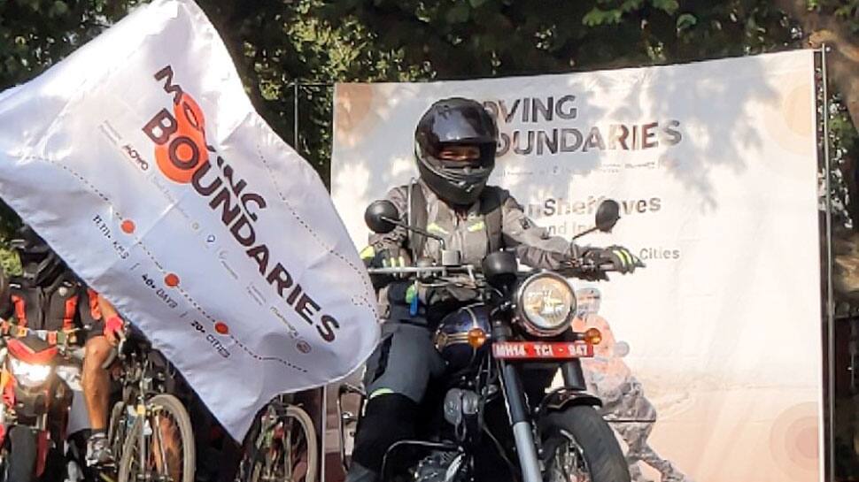 AHMEDABAD: મહિલાઓ ડ્રાઇવિંગ શીખે તે માટે તેલંગાણાની એક મહિલાએ શરૂ કર્યો અનોખો પ્રયાસ AHMEDABAD: મહિલાઓ ડ્રાઇવિંગ શીખે તે માટે તેલંગાણાની એક મહિલાએ શરૂ કર્યો અનોખો પ્રયાસ