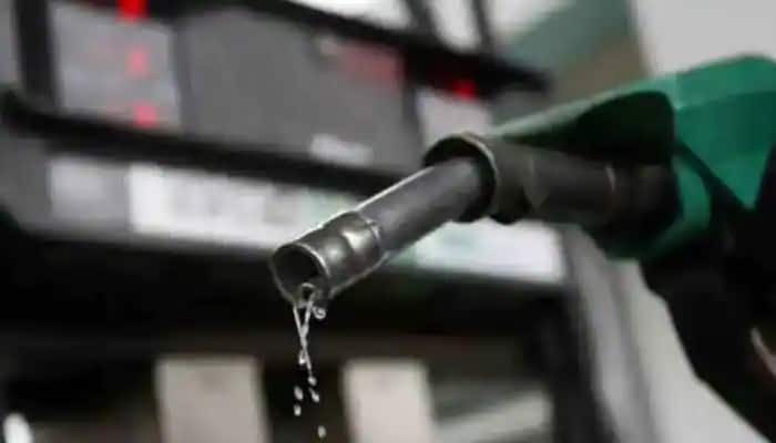 Petrol-Diesel Price: પેટ્રોલ-ડીઝલ સસ્તા કર્યા બાદ હવે મોદી સરકાર આ ઈંધણ પર કરી રહી છે કામ, ફક્ત 60 રૂપિયા હશે કિંમત!