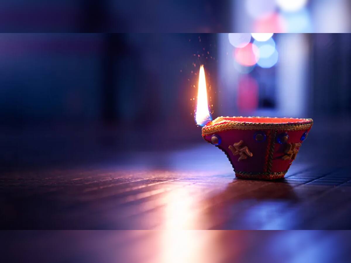 Diwali 2021: ઘરમાં આ જગ્યાએ જરૂરથી પ્રગટાવજો દીવો, લક્ષ્મી દેવીની કૃપા વરસશે અને ધનની થશે રેલમછેલ