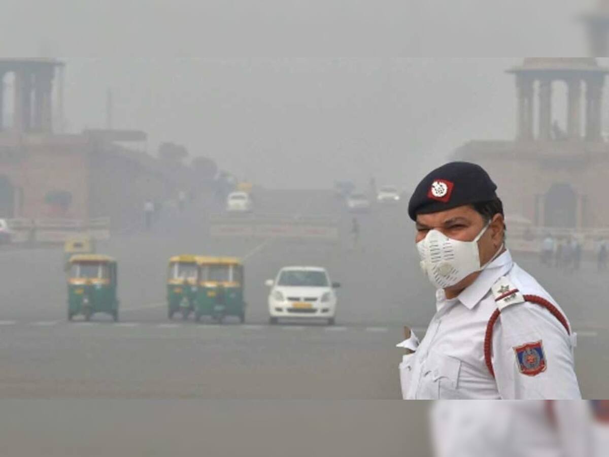 Delhi Pollution: દિલ્હીમાં ફરીથી Lockdown જેવી સ્થિતિ, સ્કૂલો બંધ, કર્મચારીઓ ઘરેથી કરશે વર્ક ફ્રોમ હોમ