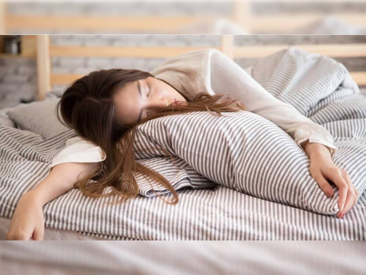Oversleeping: જો તમે 8 કલાકથી વધુ ઉંઘ લો છો, તો જાણો તેના ગેરફાયદાઓ