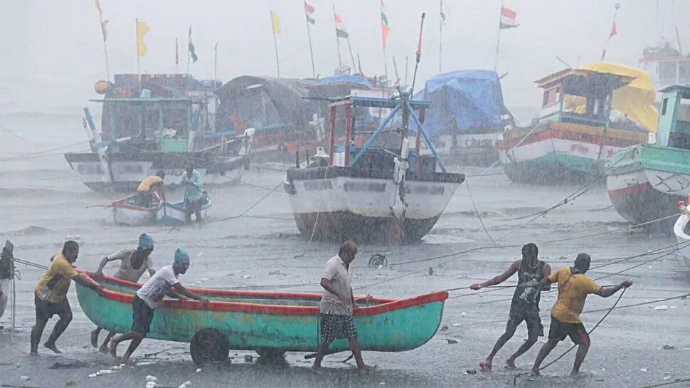 Cyclone Alert: ગુજરાતમાં ક્યારથી Jawad વાવાઝોડું મચાવશે તોફાન? તેની કેવી ભયંકર અસર થશે?
