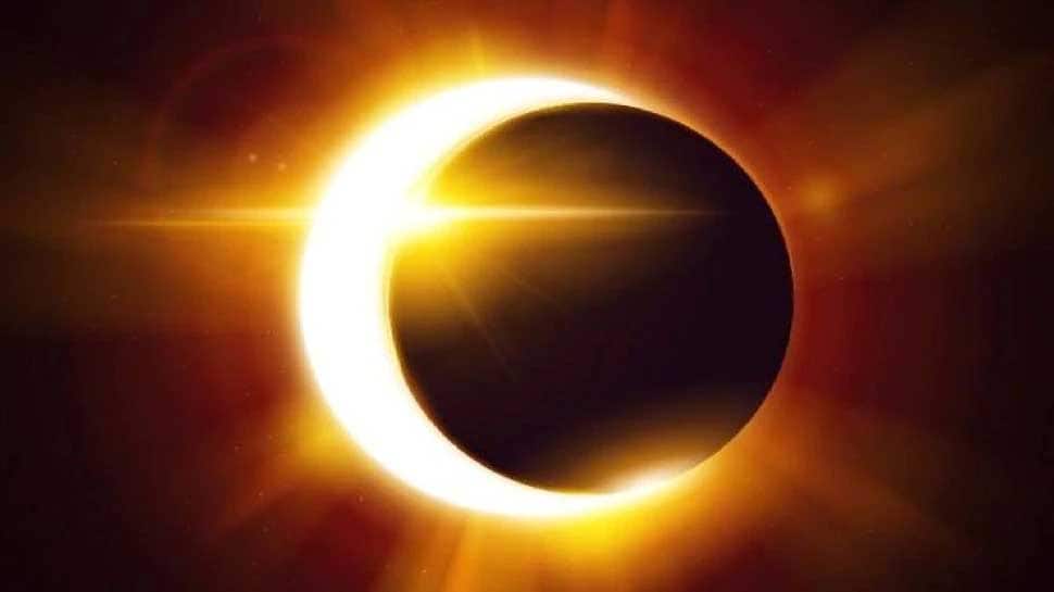 Surya Grahan 4 December 2021 time in India: કાલે પૂર્ણ સૂર્યગ્રહણ, જાણો ભારતમાં કેટલો વાગે થશે અને શું થશે તેની અસરો? Surya Grahan 4 December 2021 time in India: કાલે પૂર્ણ સૂર્યગ્રહણ, જાણો ભારતમાં કેટલો વાગે થશે અને શું થશે તેની અસરો?