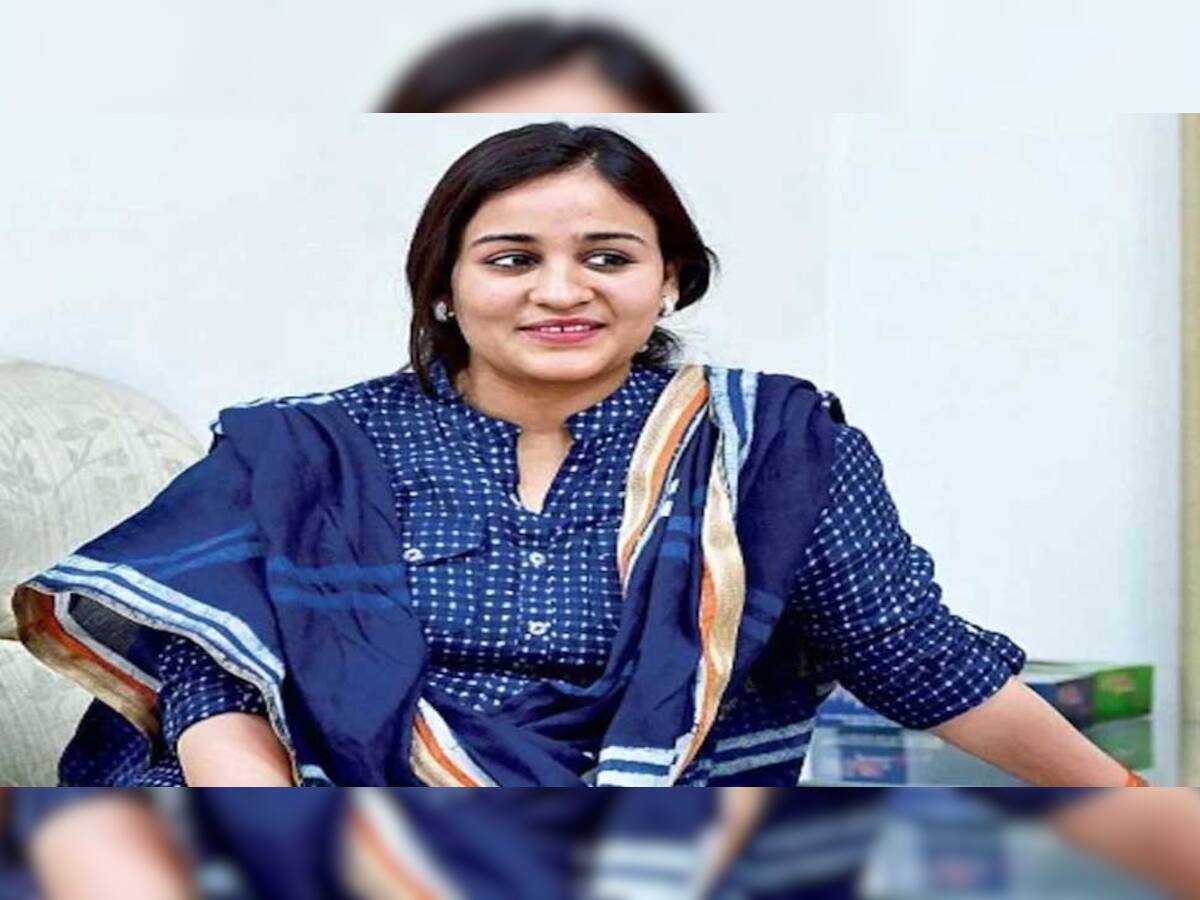 Aparna Yadav: સપાના ઘરમાં જ મોટી સ્ટ્રાઈક, BJP માં સામેલ થઈ શકે છે મુલાયમ સિંહની નાની વહુ અપર્ણા યાદવ