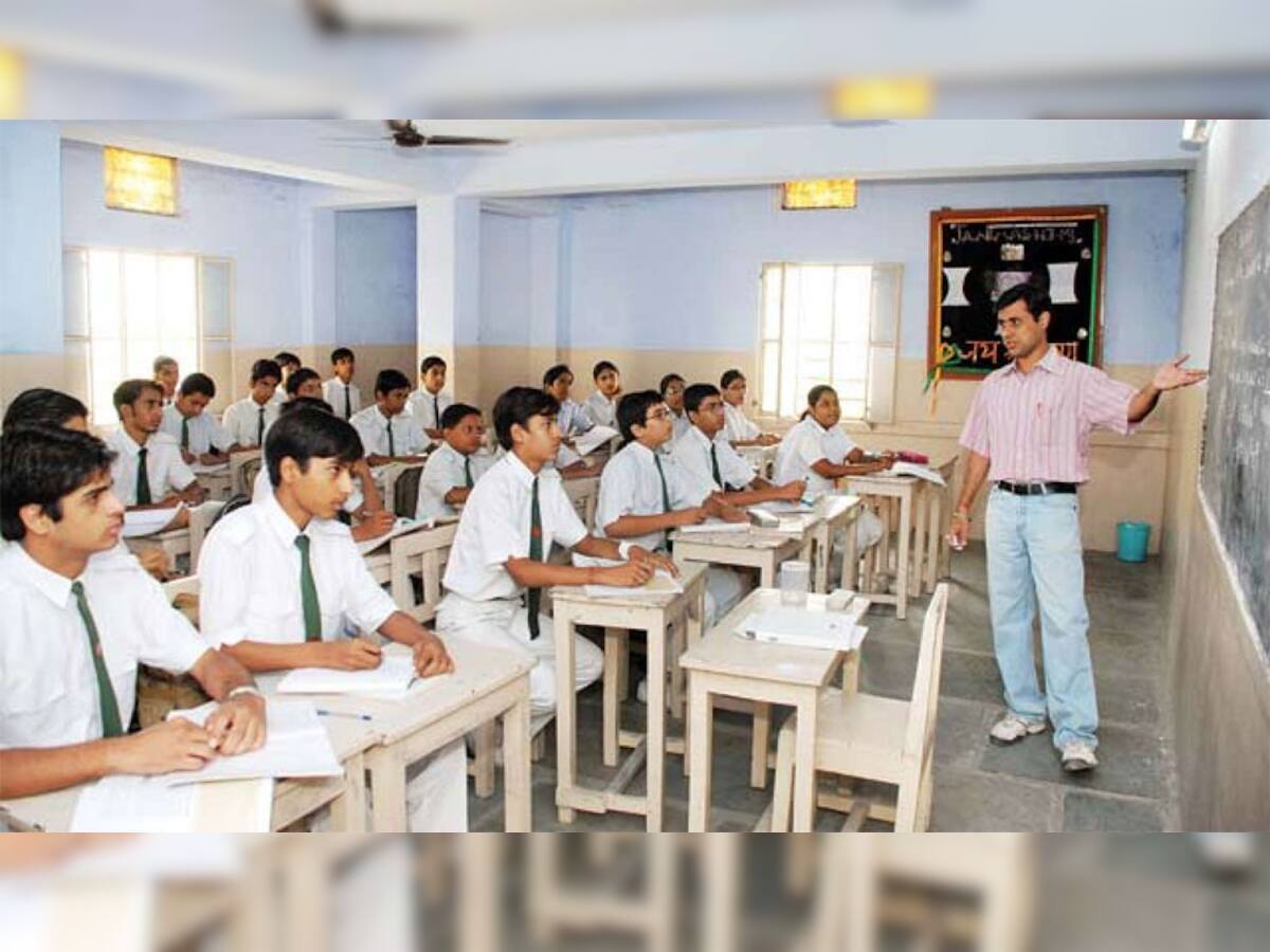 ગુજરાતની ગ્રાન્ડેટ શાળાના અસ્તિત્વ પર ખતરો, 10 વર્ષમા ગ્રાન્ટના અભાવે 1500 સ્કૂલોને તાળા લાગ્યા