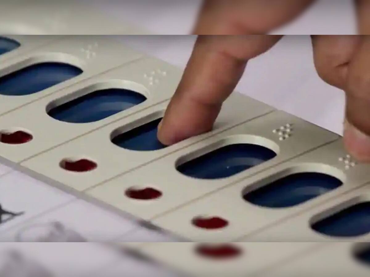 UP Election 2022: બીજા તબક્કાના વોટિંગ ટ્રેન્ડે ઊભા કર્યા અનેક સવાલ, અનેક ઠેકાણે વધેલું મતદાન કોને ફળશે?