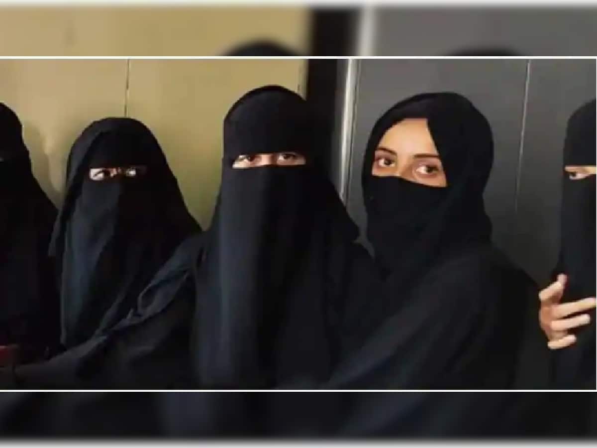 Hijab controversy: કમ સે કમ શુક્રવારે હિજાબ પહેરવા દો, હાઈકોર્ટમાં વિદ્યાર્થિનીઓની માંગ; સુનાવણી સ્થગિત