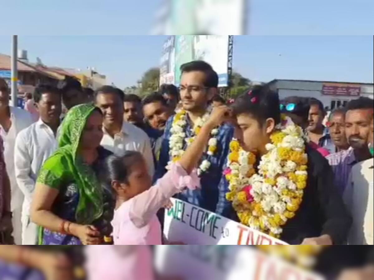 યુક્રેનથી આવેલા 2 વિદ્યાર્થી સોમનાથમાં શિશ નમાવવા પહોંચ્યા, કહ્યું-તિરંગાનું સાચુ મહત્વ અમે વિદેશી ધરતી પર જોયું