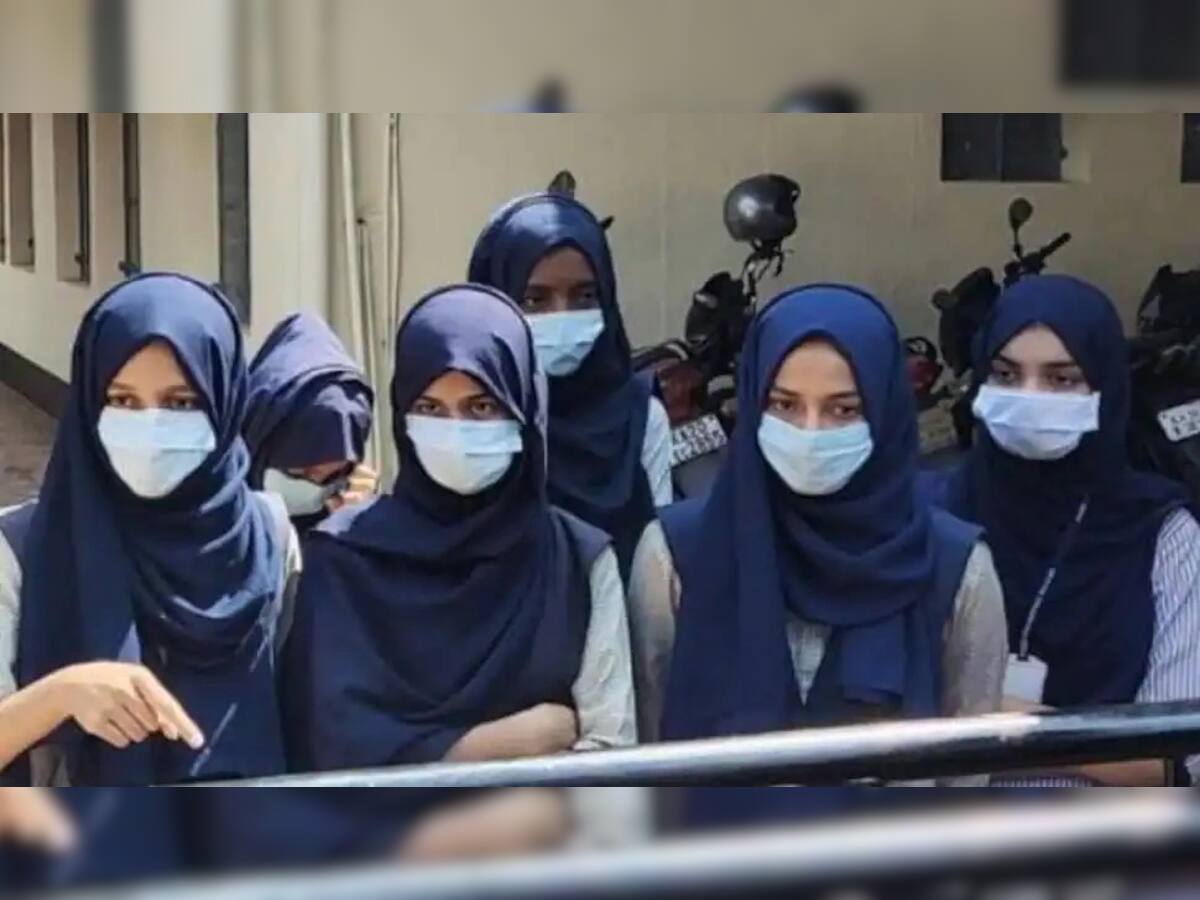 Karnataka Hijab Case: હાઈકોર્ટના ચુકાદાને સુપ્રીમ કોર્ટમાં પડકાર્યો, 6 મુસ્લિમ યુવતીઓએ દાખલ કરી અરજી