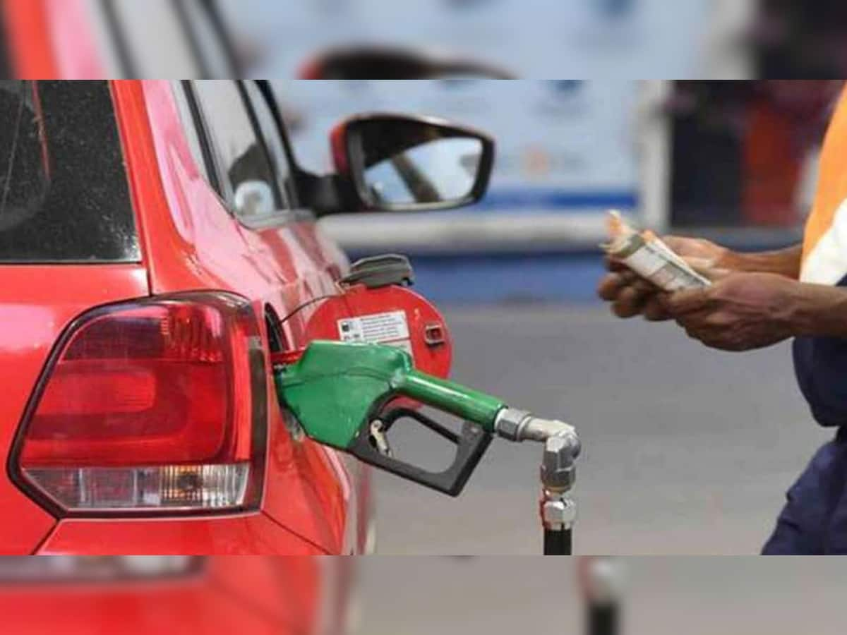 Petrol Diesel Price: સતત 5મી વખત પેટ્રોલ-ડીઝલના ભાવમાં વધારો, લોકોને સહન કરવો પડશે મોંઘવારીનો માર!