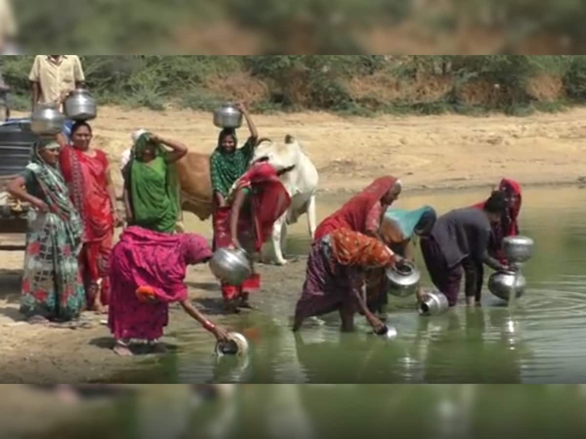 પાટણના પીપરાળા ગામમાં ગંદુ પાણી પીવા મજબૂર બન્યા ગામલોકો, ઘરમાં નળ પહોંચ્યા પણ પાણી નહીં