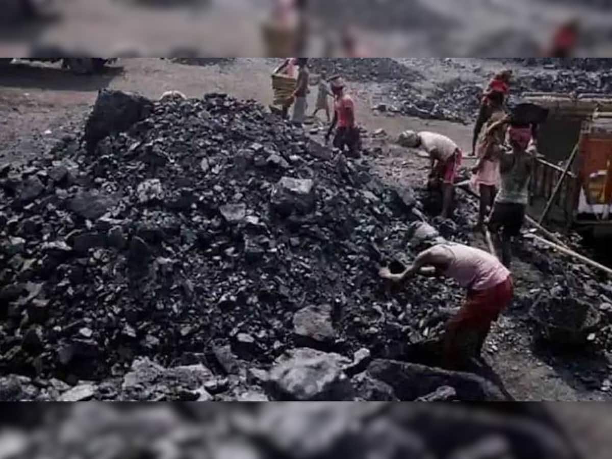 આ વર્ષે 'ભુક્કા' કાઢશે ગરમી; ગુજરાત સહિત 12 રાજ્યોમાં ઘેરાયું વીજ સંકટ, માત્ર 9 દિવસ ચાલે તેટલો જ કોલસો વધ્યો