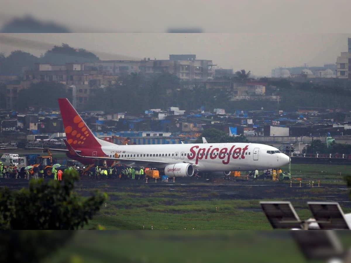 SpiceJet Plane Incident: 185 મુસાફરો સાથે સ્પાઈસ જેટનું વિમાન તોફાનમાં ફસાયું, 40 જેટલા યાત્રીઓ ઈજાગ્રસ્ત