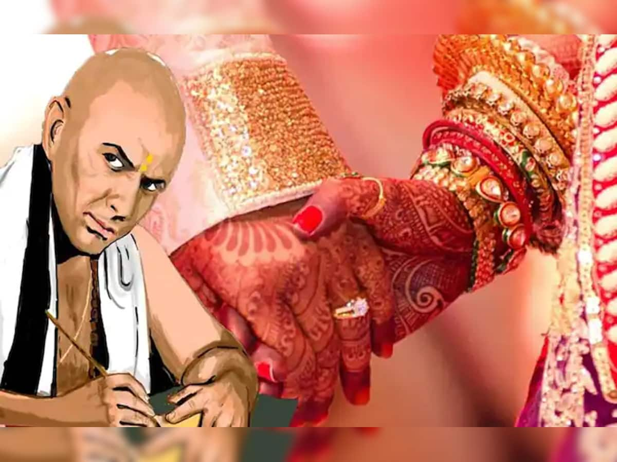 Chanakya Niti: પત્નીમાં જો આ 4 ગુણ હોય તો સમજી લેજો તમે દુનિયામાં સૌથી ભાગ્યશાળી, ખાસ જાણો