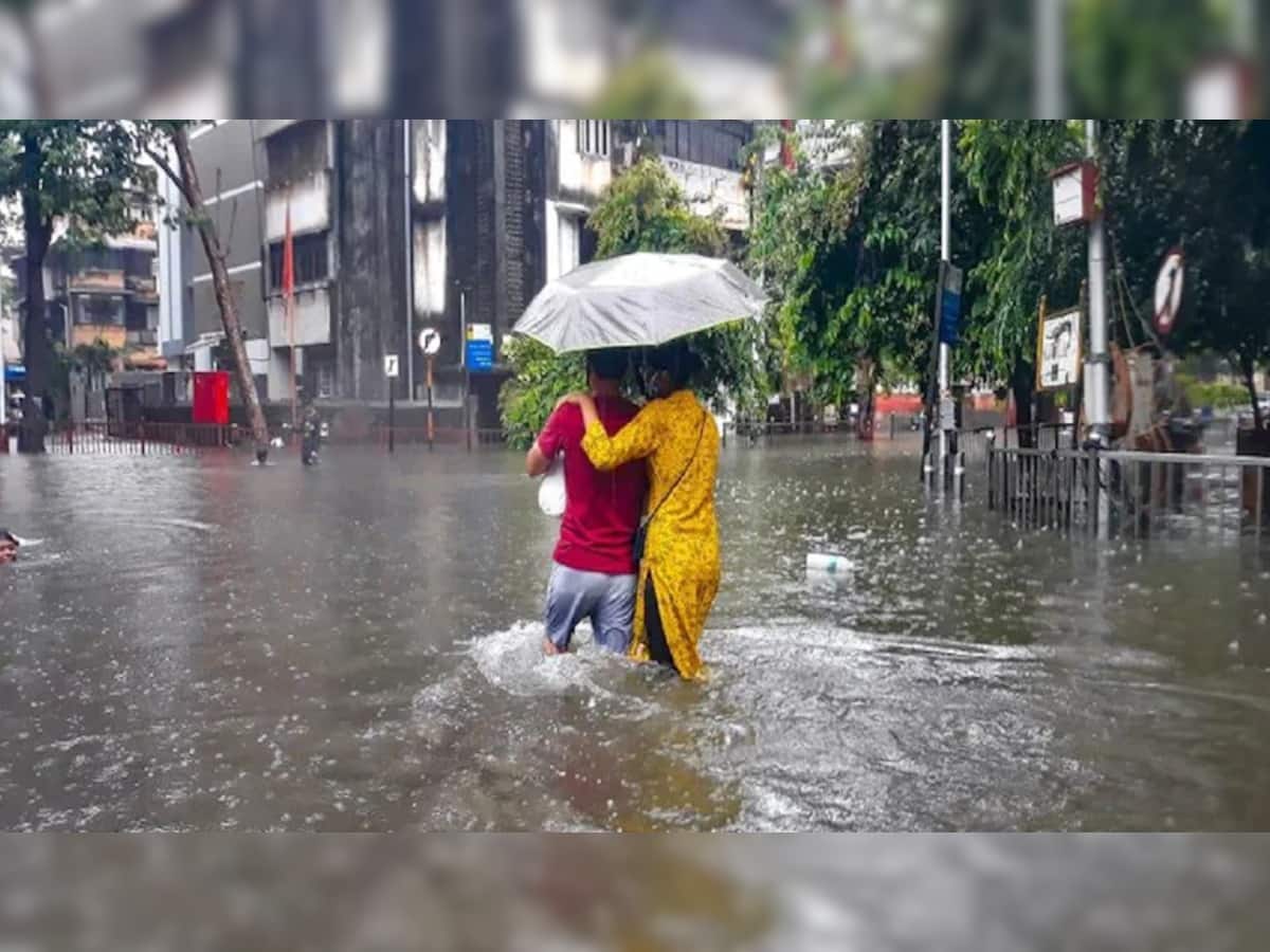 Mumbai Rains: મુંબઇમાં ભારે વરસાદની આગાહી વચ્ચે રેડ એલર્ટ જાહેર, વસઈમાં ભૂસ્ખલન; એકનું મોત