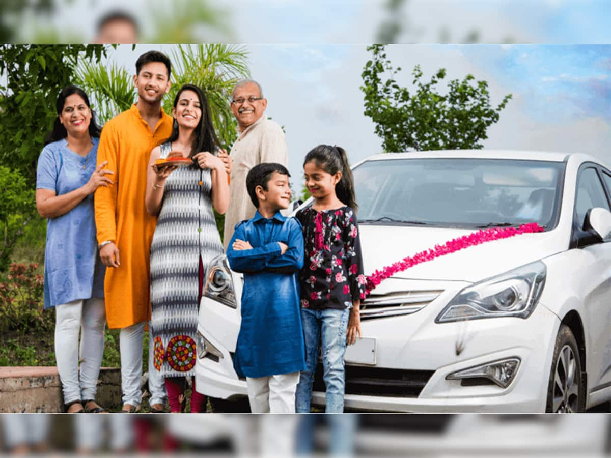 Bumper Discounts On Family Cars: આ ગાડીઓ પર છે મોટી ઓફર્સ, સાવ સસ્તામાં લઈ આવો મનપસંદ કાર!