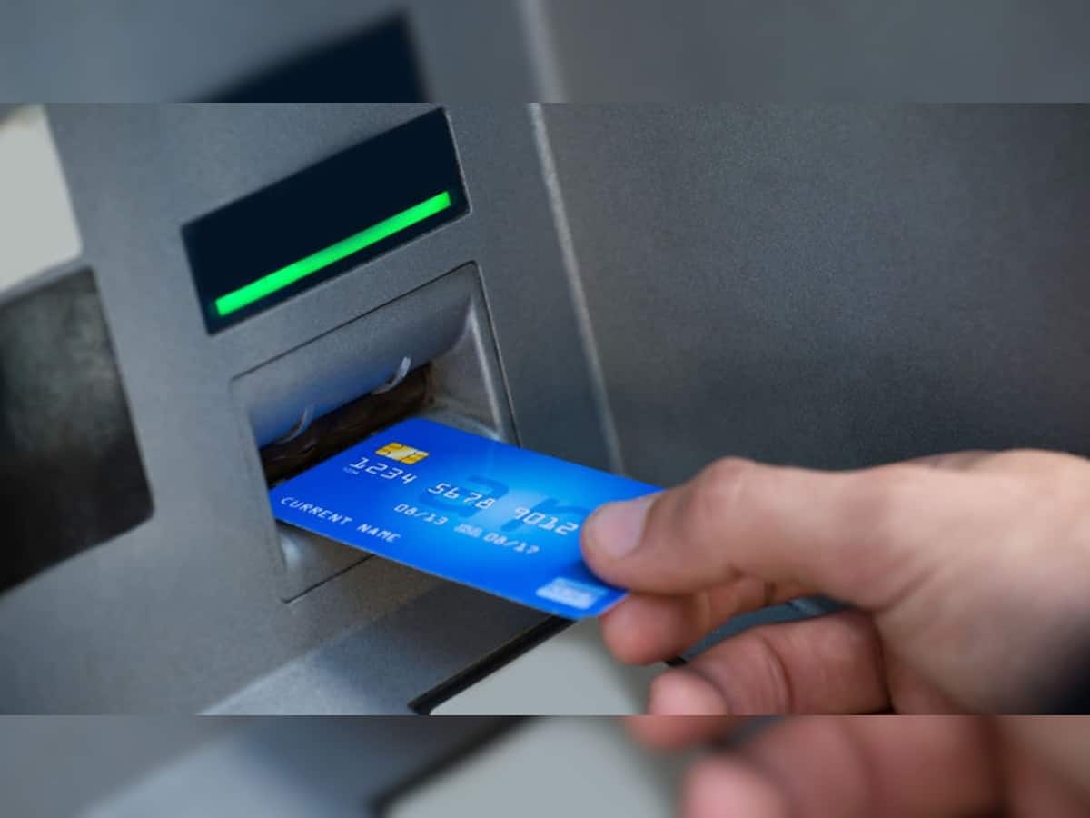 ATM કાર્ડ પર ફ્રીમાં મળે છે 5 લાખનો ઈશ્યોરન્સ! જાણી લો ક્લેમ કરવાના નવા નિયમો