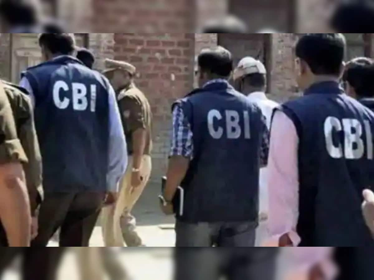 CBI Raid: ફ્લોર ટેસ્ટ પહેલા RJD નેતાઓના ત્યાં દરોડા, બિહાર-ઝારખંડમાં અનેક ઠેકાણે CBIની કાર્યવાહી