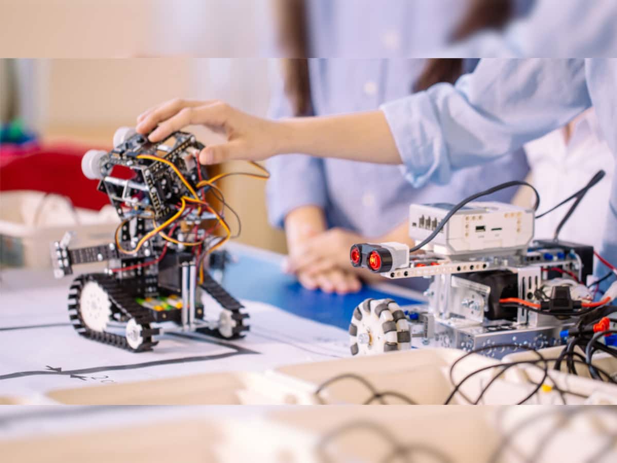 Robotic Engineering માં કેવી રીતે બનાવશો કારકિર્દી, મળશે ઉંચા પગાર નોકરી