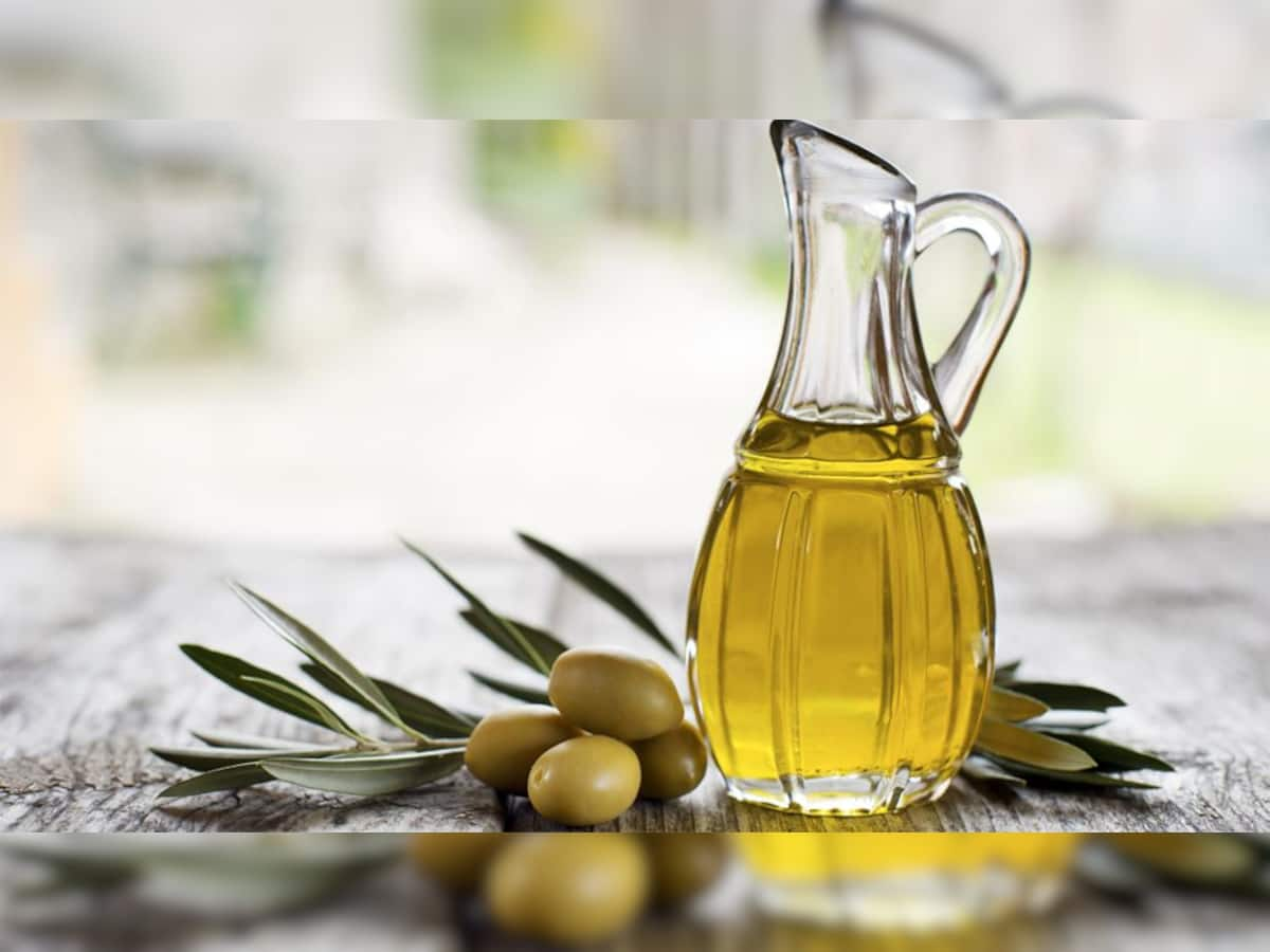 OLIVE OIL FOR SKIN: ચહેરા પર આ તેલથી કરો મસાજ, સ્કિન થઈ જશે મસ્ત