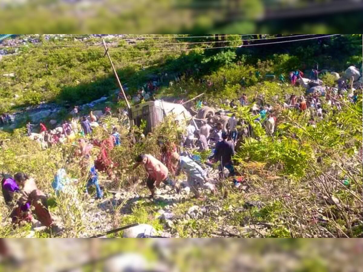 Poonch Accident: જમ્મુ કાશ્મીરના પૂંછમાં મિની બસ ખાઈમાં ખાબકતા 11 લોકોના મોત, 20થી વધુ ઘાયલ