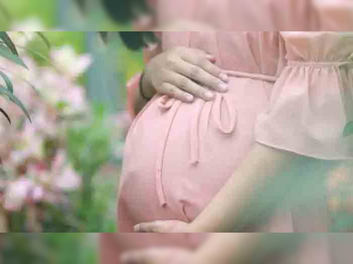 Pregnancy: ડિલિવરીના ગણતરીના કલાકોમાં મહિલા ફરીથી ગર્ભવતી થઈ, એક વર્ષમાં 2 બાળકોને આપ્યો જન્મ!