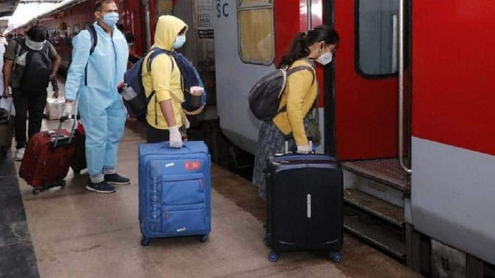 Indian Railway Rule how much luggage can carry on one train ticket