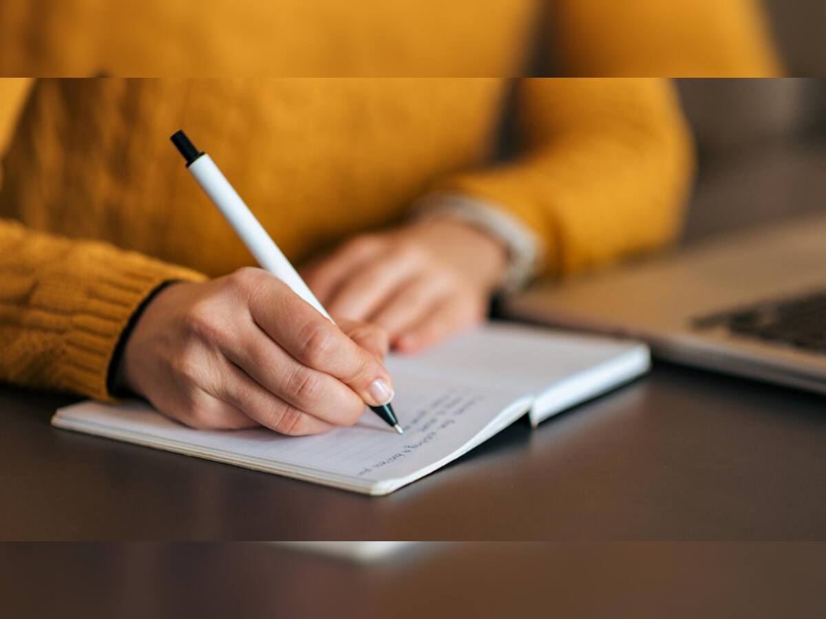 Handwriting Analysis: લખાણ પરથી જાણી શકાય છે તમારો સ્વભાવ