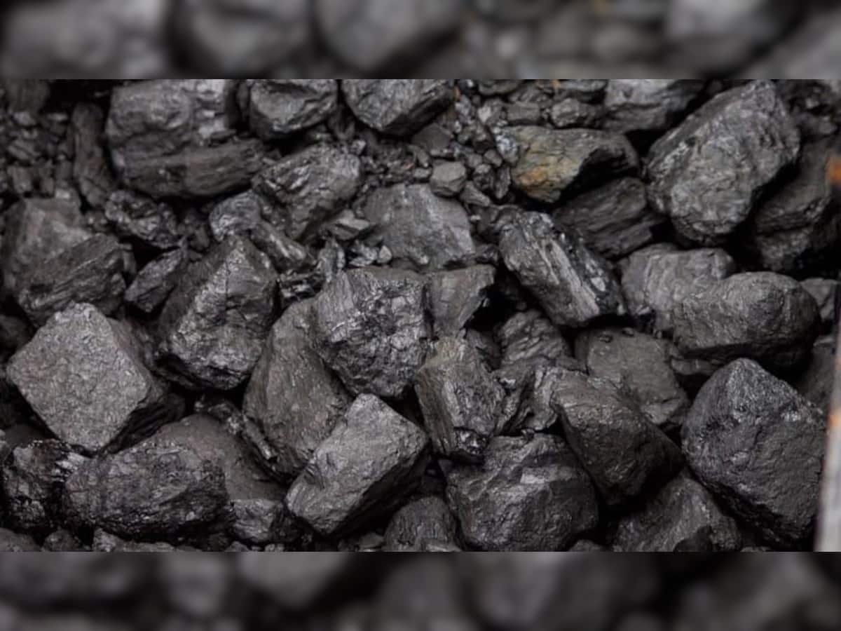 Thursday Remedies: ગુરૂવારે કાચા કોલસાથી કરો આ ઉપાય, વેપારમાં થશે તગડો નફો