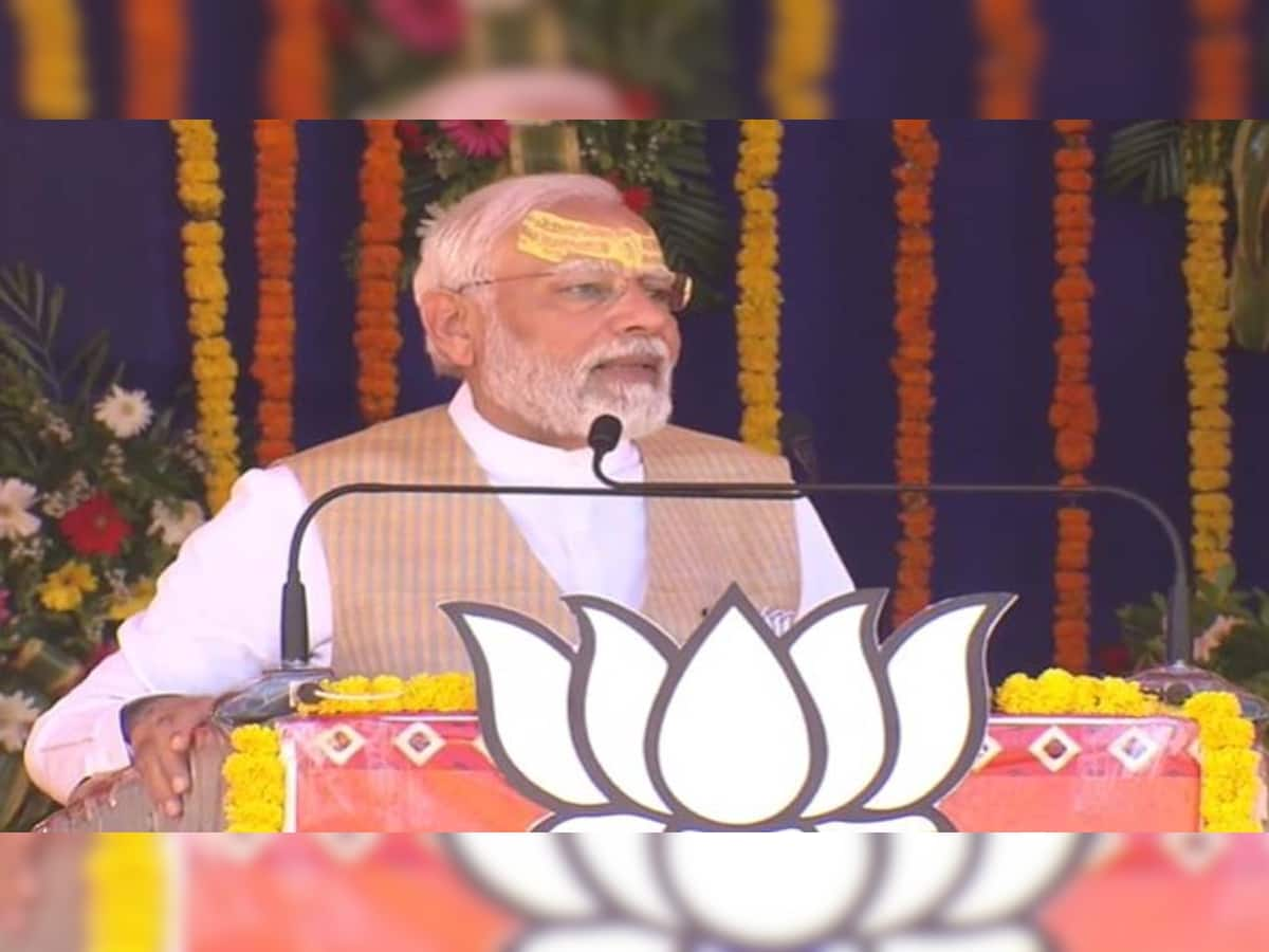 PM Modi Gujarat Visit: પીએમ મોદીએ કહ્યું; 'આ વખતે નરેન્દ્રના રેકોર્ડ ભૂપેન્દ્ર તોડે અને નરેન્દ્ર એને સપોર્ટ કરે, હું એટલે દોડાદોડ કરૂ છું'