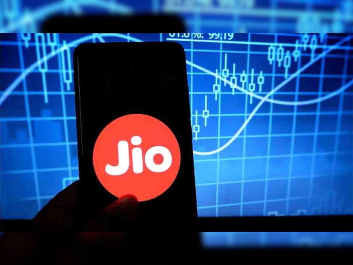 Jio Network Outage: જિયોનું નેટવર્ક થયું Down! Call મેસેજમાં કરવામાં પરેશાન થયા લોકો