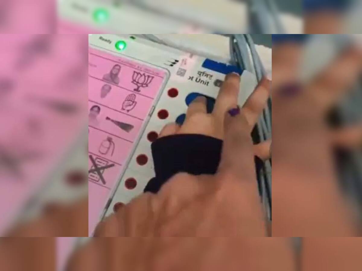 ગોંડલમાં ચૂંટણી નિયમોના ઉડ્યા લીરેલીરા, બુથમાં બાળકના હાથે મતદાન કરાવતો VIDEO વાયરલ